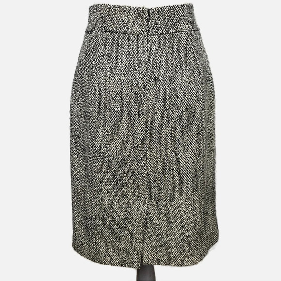 365 Brooks Brothers Pencil Skirt Tweed Gold Metallic Thread Lined Size 4 Fall - Picture 3 of 11